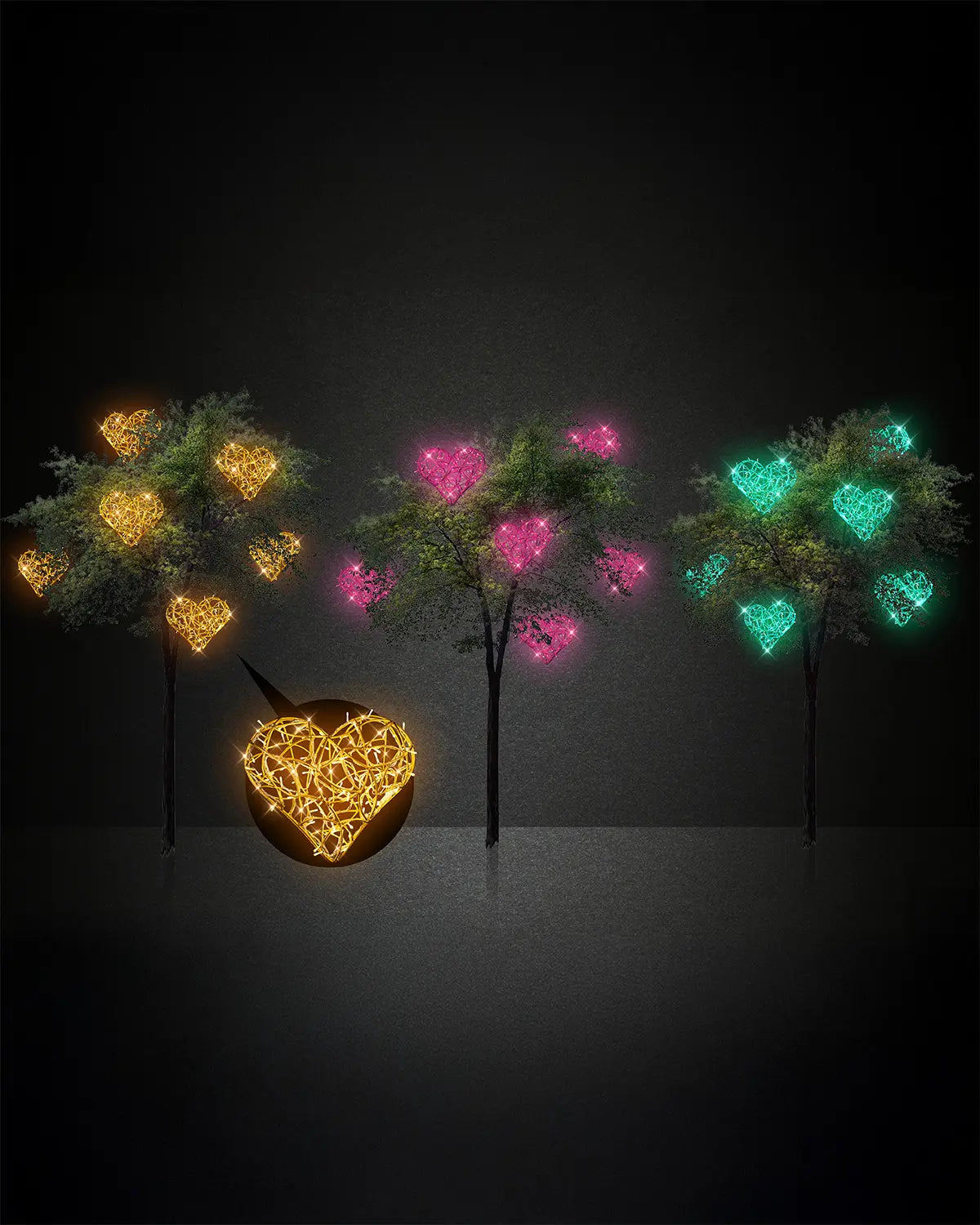 Leuchtobjekte in Herzform in Gold, Pink und Türkis – als magische Installation in nächtlich beleuchteten Bäumen inszeniert.