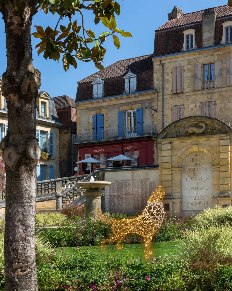 Leuchtobjekt Wolf – kraftvoll & klar